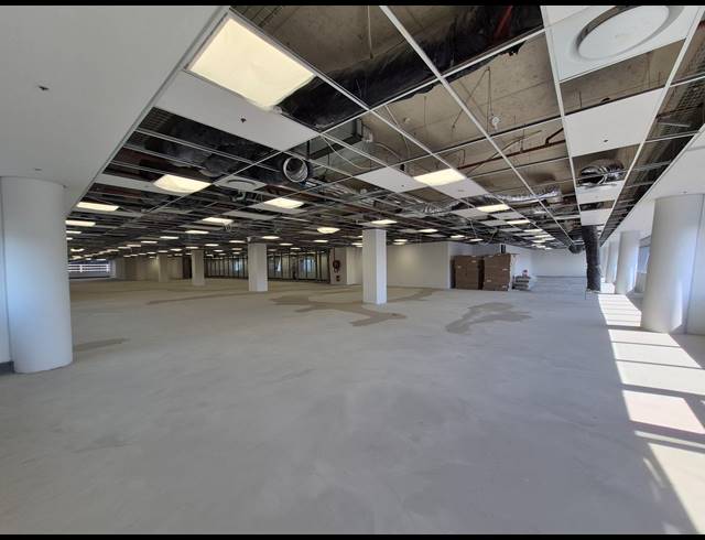655M² OFFICE TO LET IN SANDTON CENTRAL